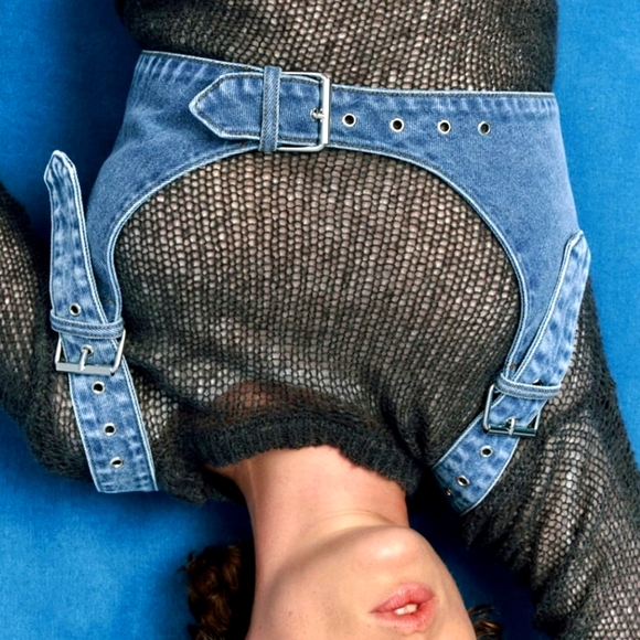 Zara Tops - NWT zara buckled denim top